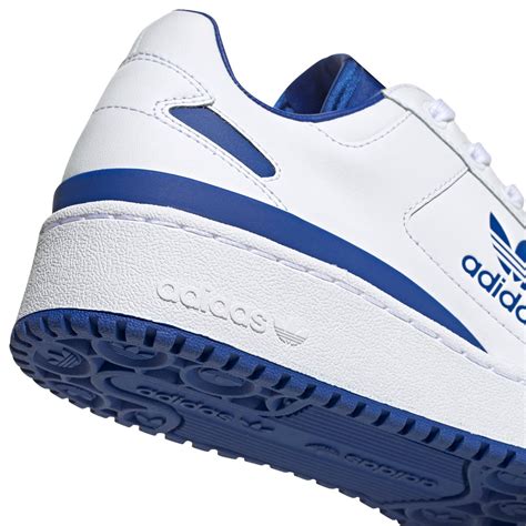 adidas schoenen dames blauw wit|Adidas blauwe schoenen.